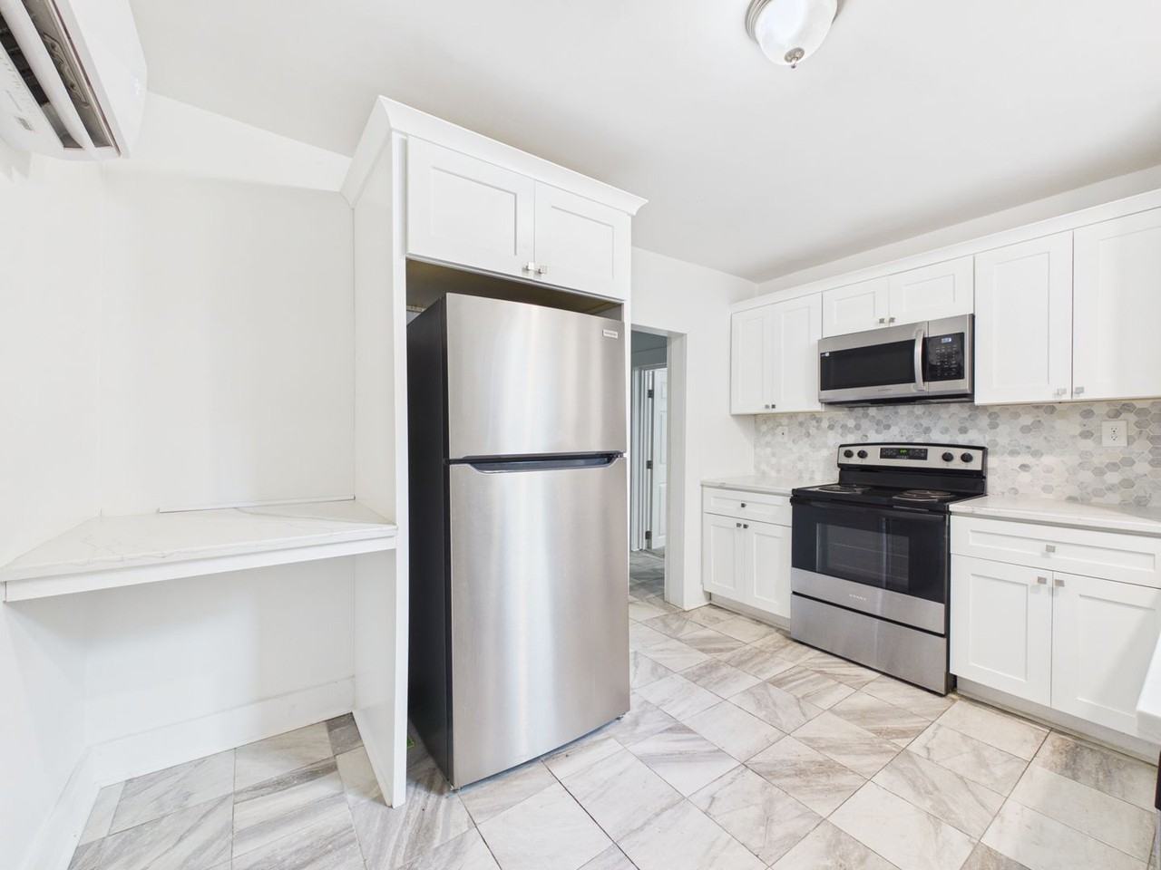 511 Harrison St - Photo 7 of 31