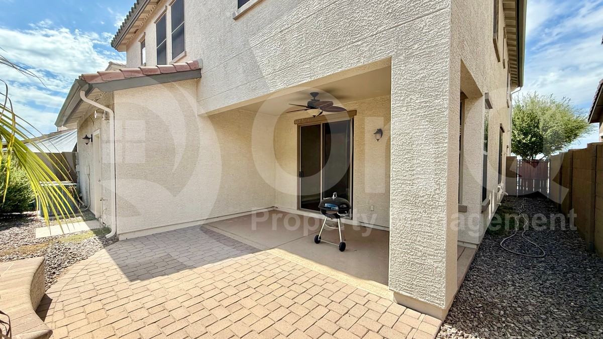 19067 E Pelican Dr - Photo 3 of 4