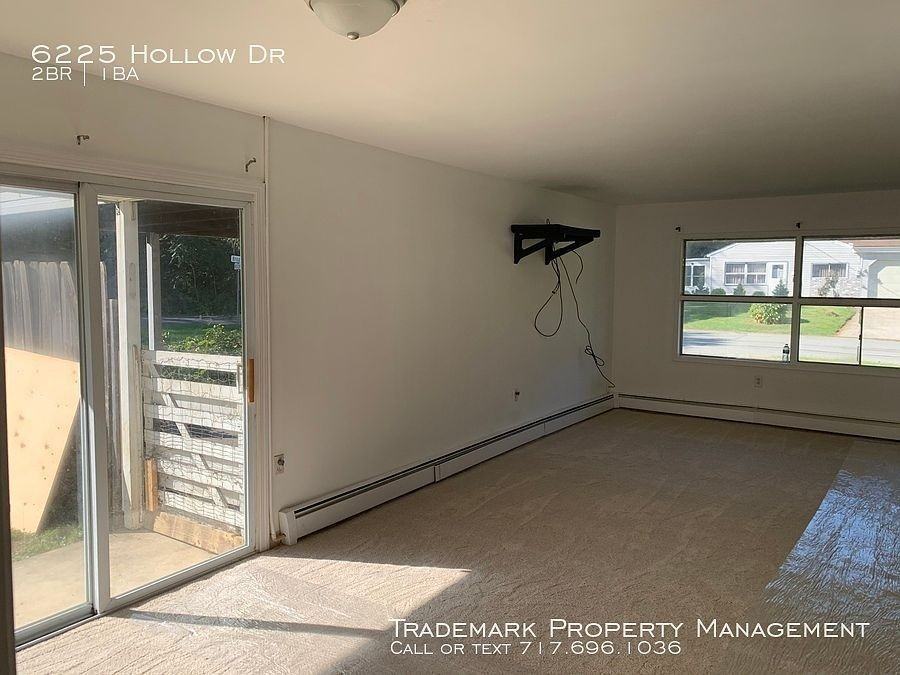 6225 Hollow Dr - Photo 6 of 14