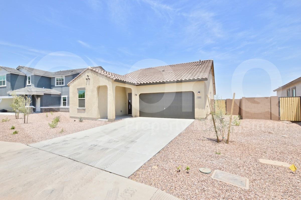 358 S Borromeo Dr - Photo 2 of 20