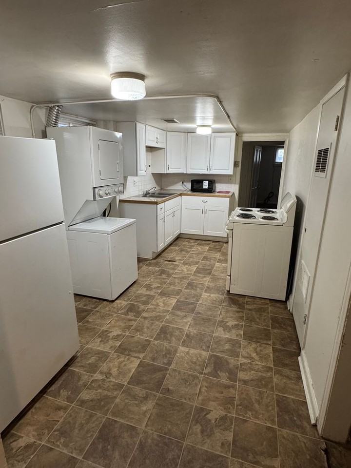 1821 7th Avenue - Photo 2 of 20