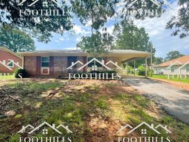 2505 Rolling Green Rd - Photo 1 of 1