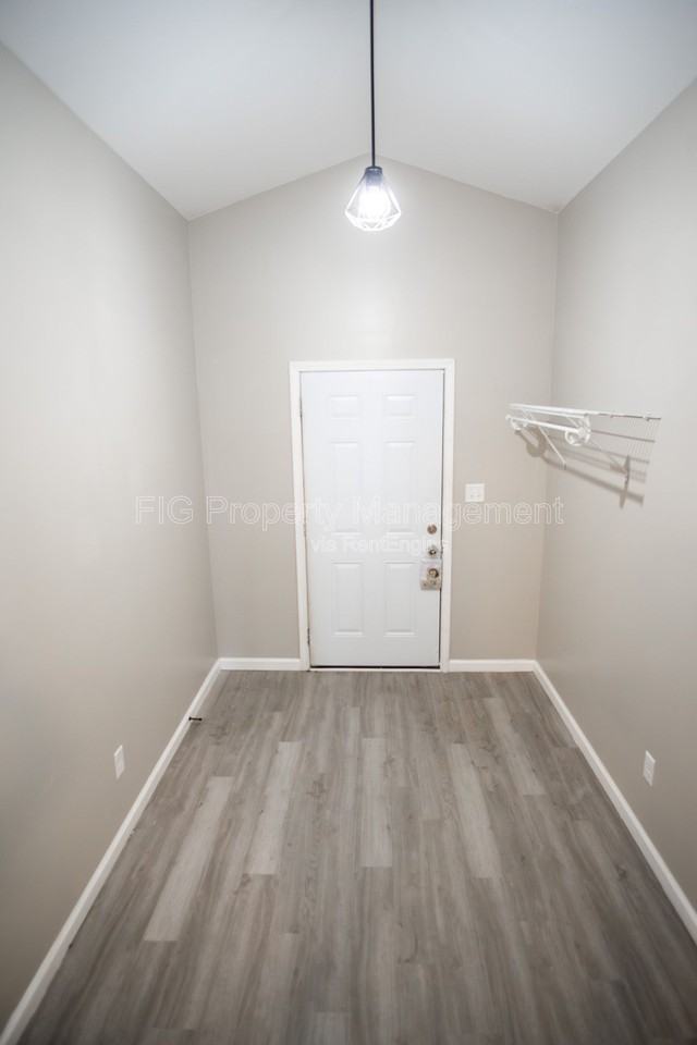 2453 E 5th Ave #2 - Photo 5 of 17