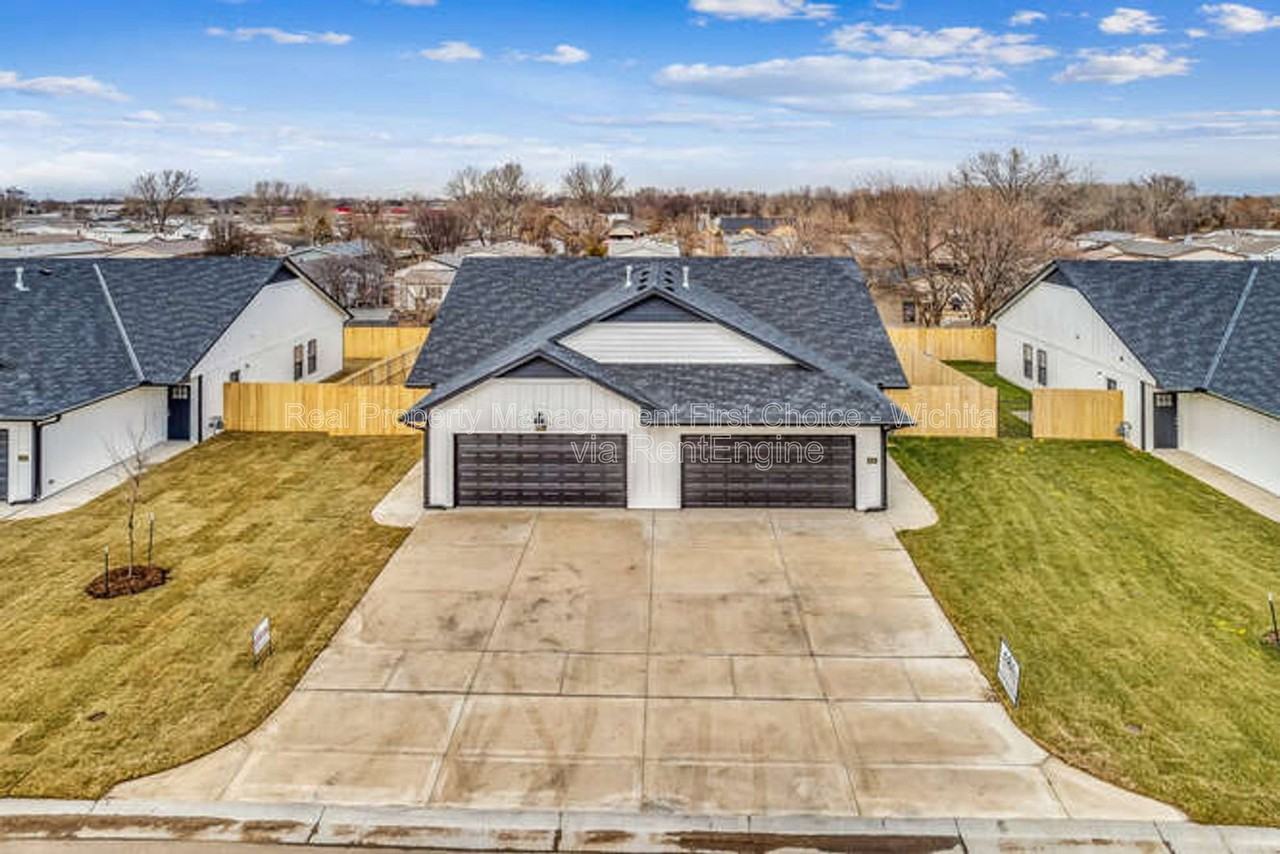 3410 W 45th St S - Photo 2 of 26