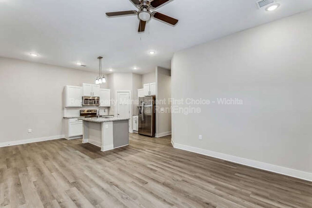 3410 W 45th St S - Photo 7 of 26