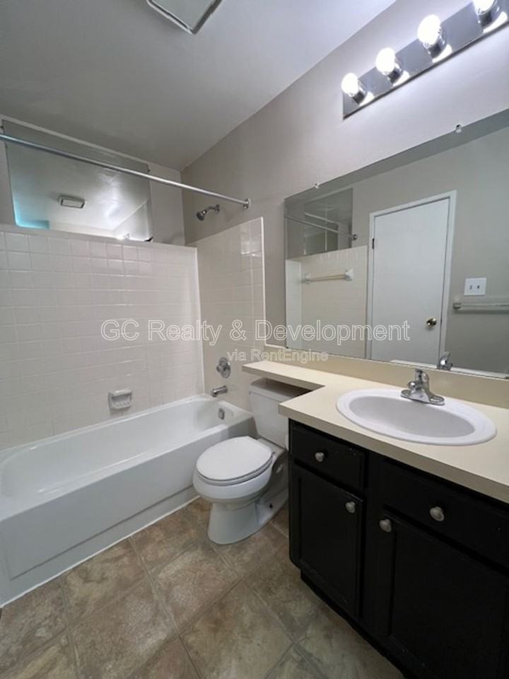 1251 Wyndham Dr #104 - Photo 4 of 20