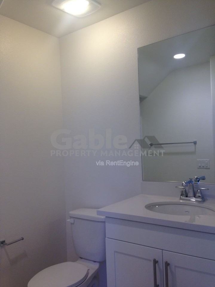 20664 Caden Ct - Photo 6 of 22