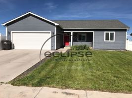 featured image of 2700 Moran Pl
