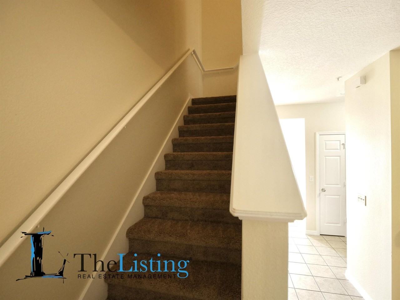 10409 Regent Square Dr #802 - Photo 7 of 18