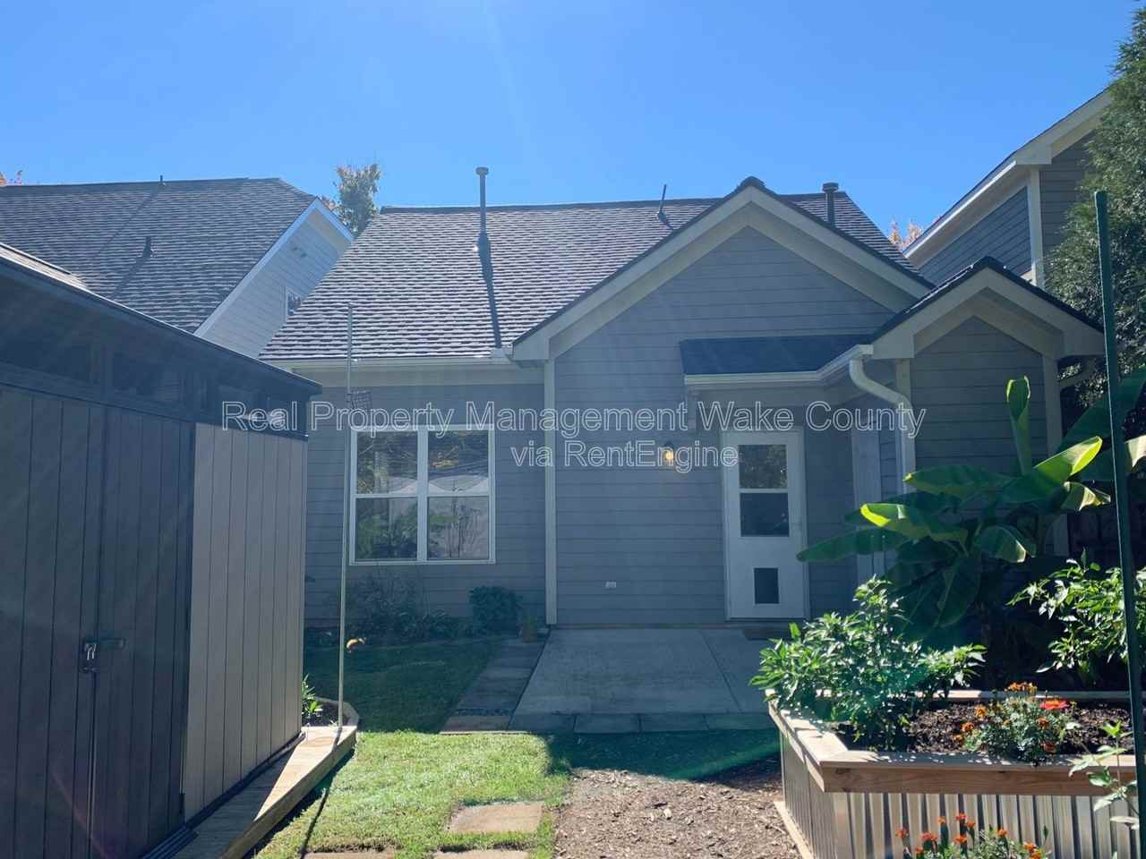 10813 Cokesbury Ln - Photo 2 of 29