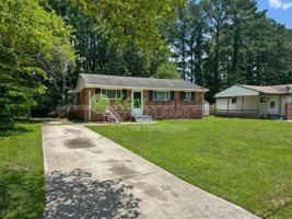 featured image of 543 Mclean St