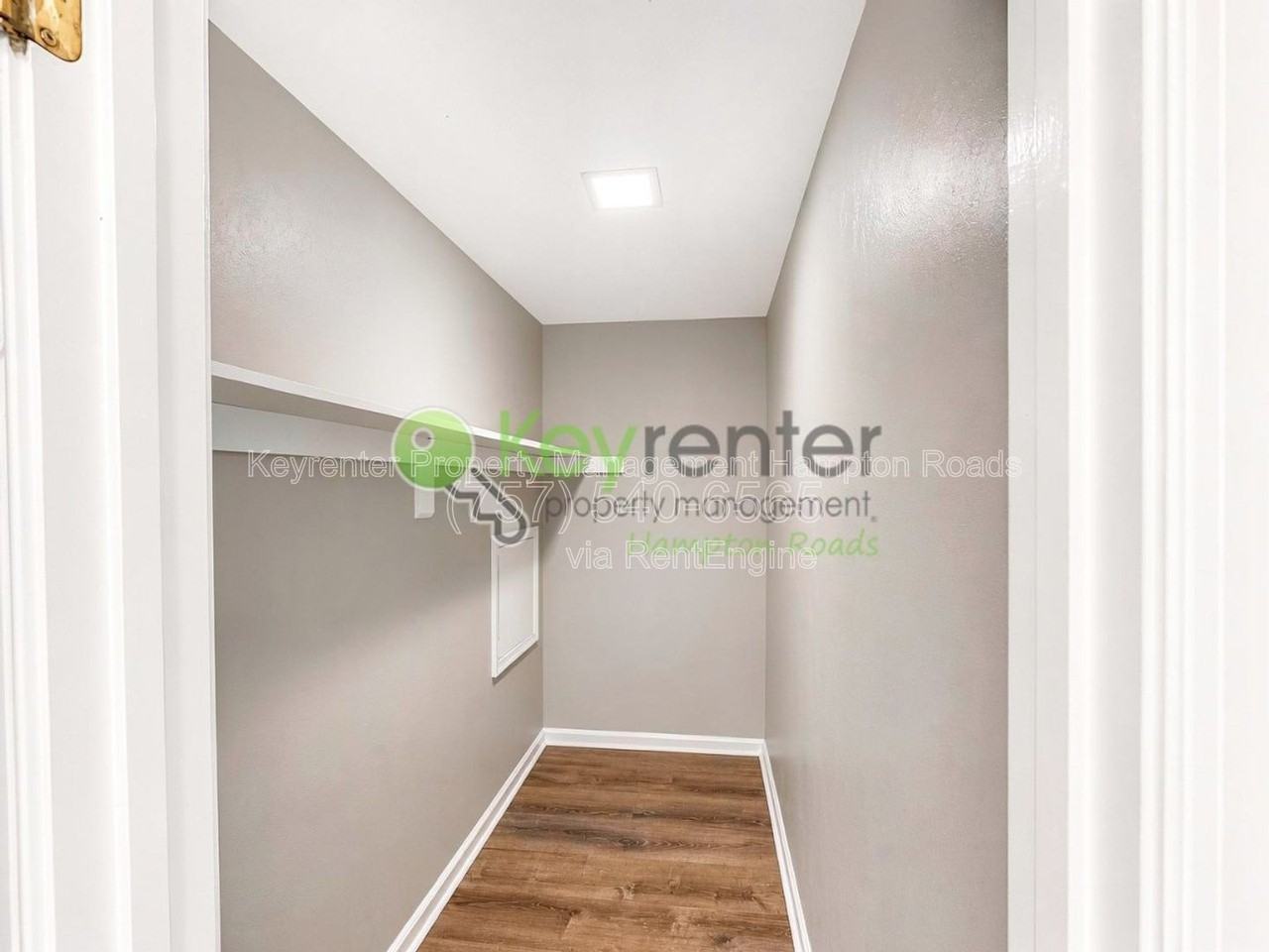 543 Mclean St - Photo 2 of 24