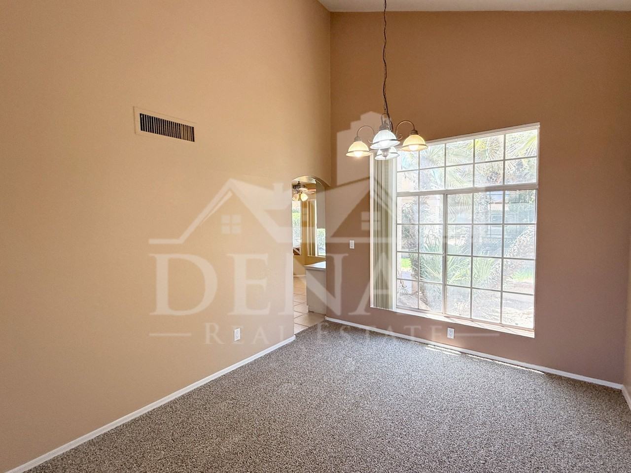 1425 E Chicago Cir - Photo 5 of 27