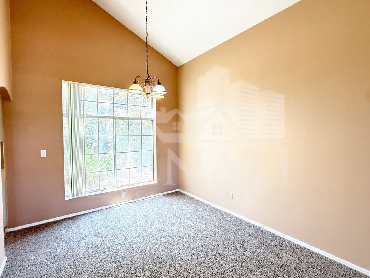 1425 E Chicago Cir - Photo 6 of 27