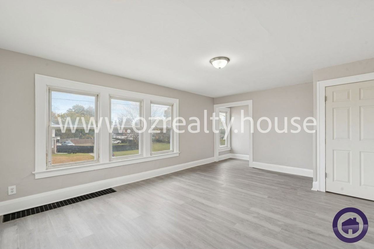 3241 Cherry St - Photo 5 of 21