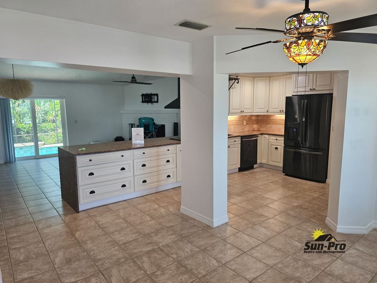 139 Riverwalk Ct - Photo 7 of 35