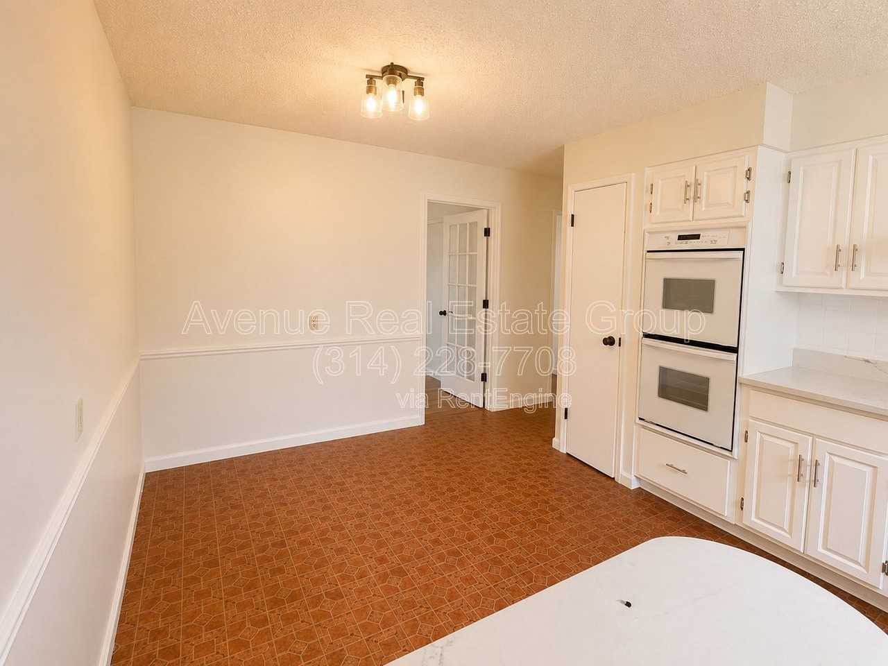 13241 Delft Dr - Photo 6 of 12