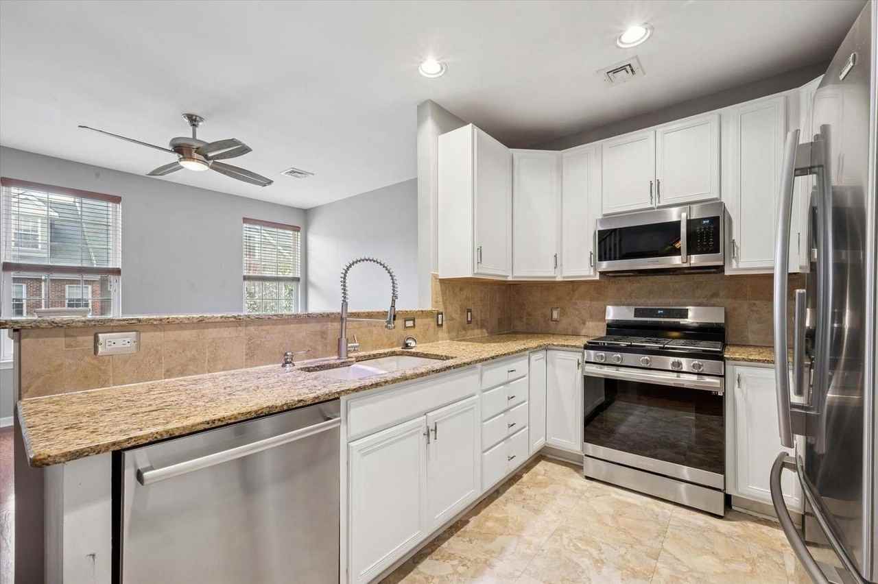 7 Brewerytown Ct - Photo 3 of 15