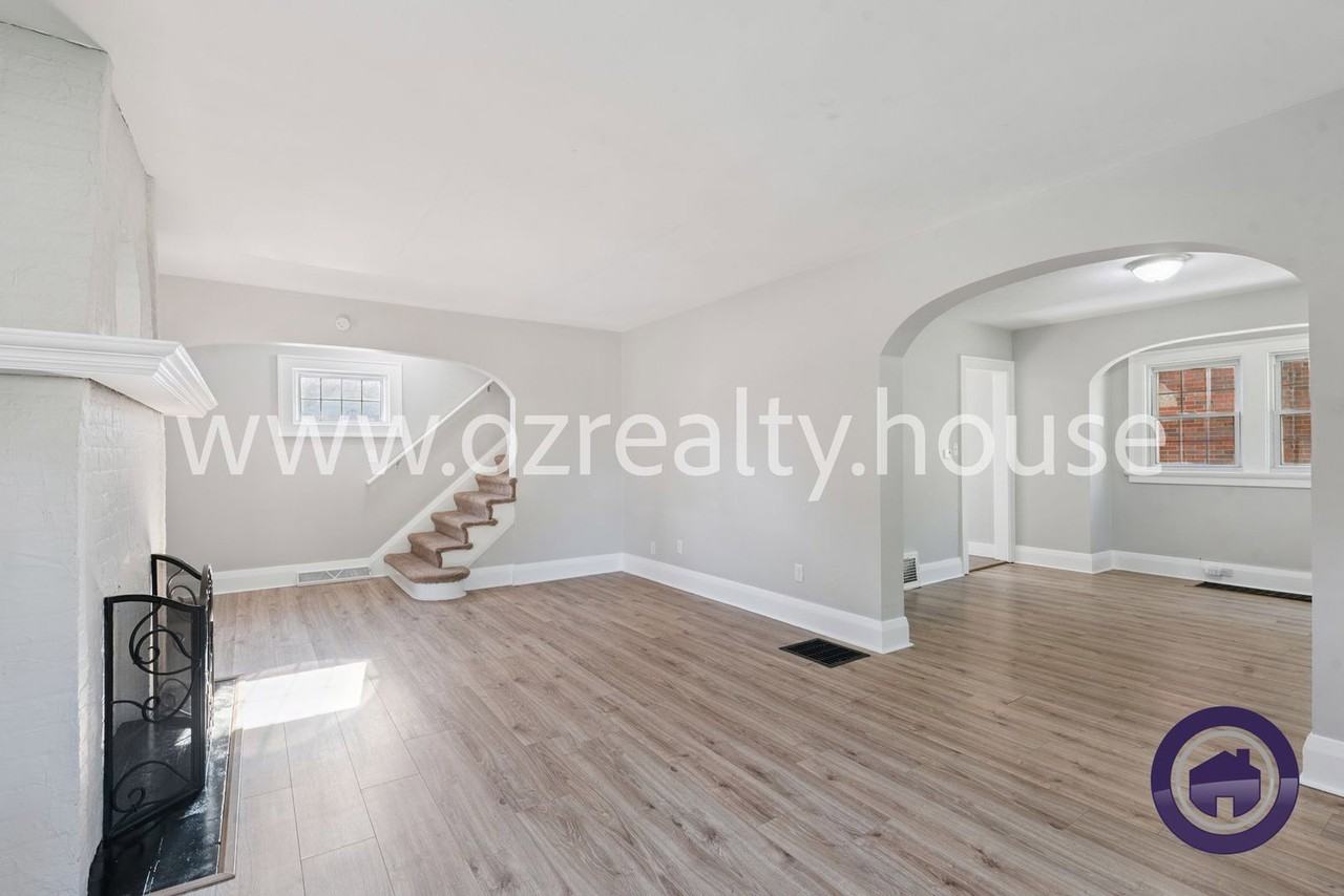 3756 Maxwell Rd - Photo 6 of 19
