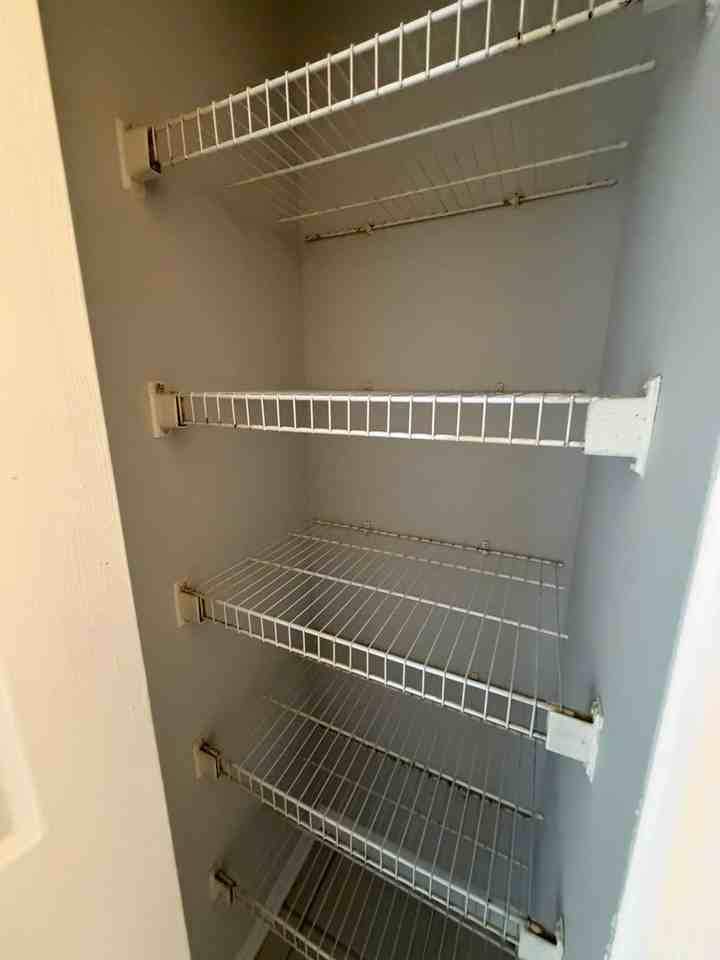 341 Harold Ave S - Photo 6 of 14
