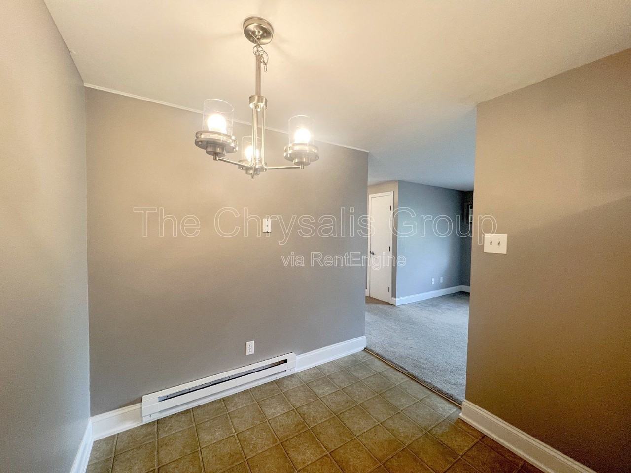 1444 State St #5 - Photo 6 of 13