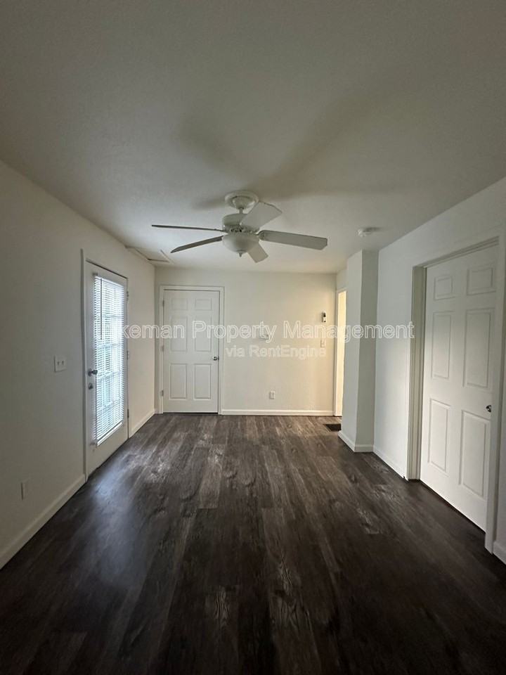 1315 Mills St #2 - Photo 2 of 12