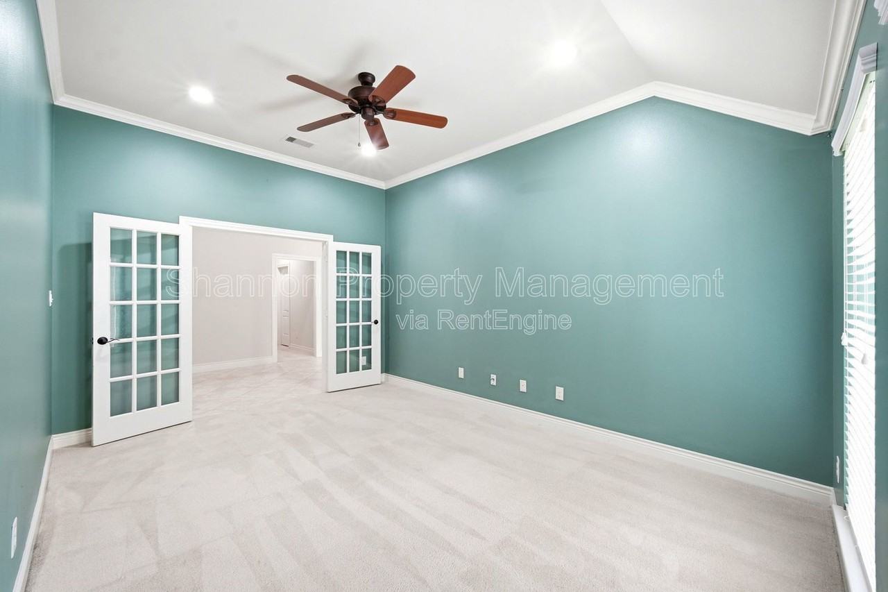 28319 Shining Creek Ln - Photo 5 of 25
