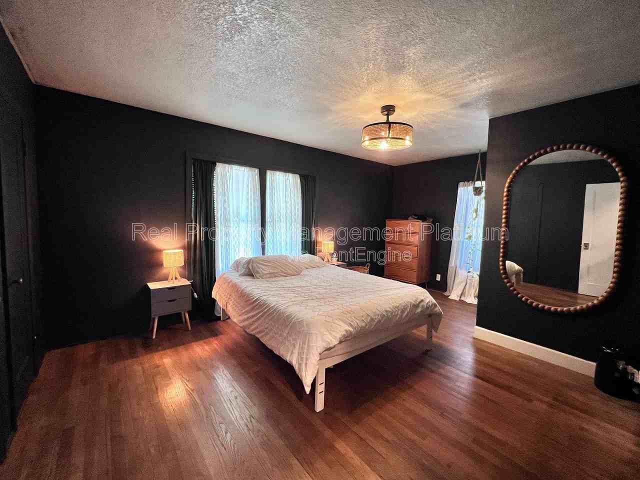 2727 E Michigan Ave - Photo 5 of 28