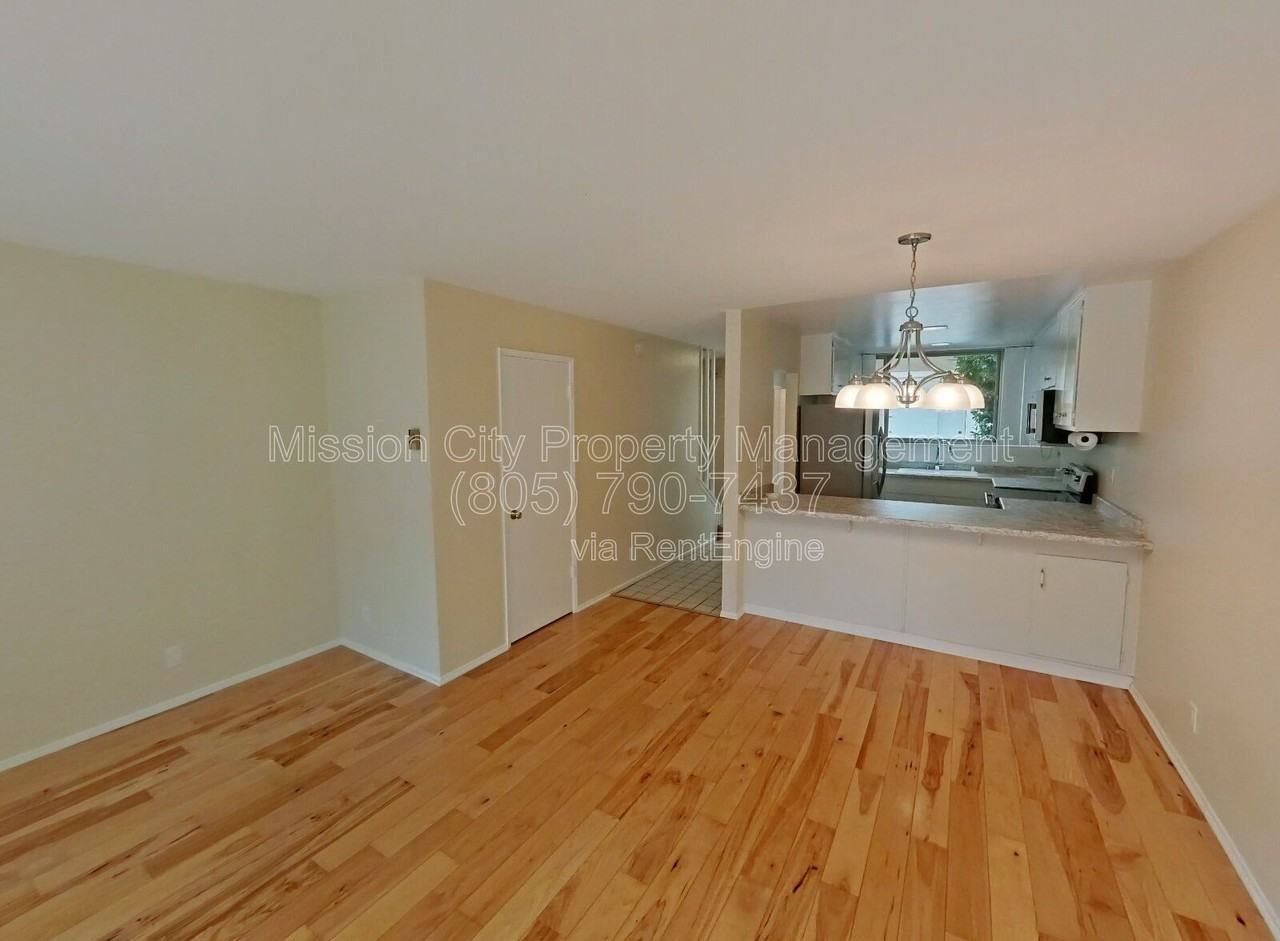 5036 Birchwood Rd - Photo 5 of 11