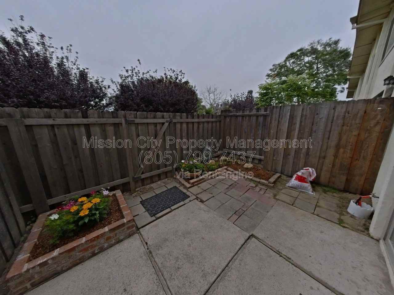 5036 Birchwood Rd - Photo 6 of 11