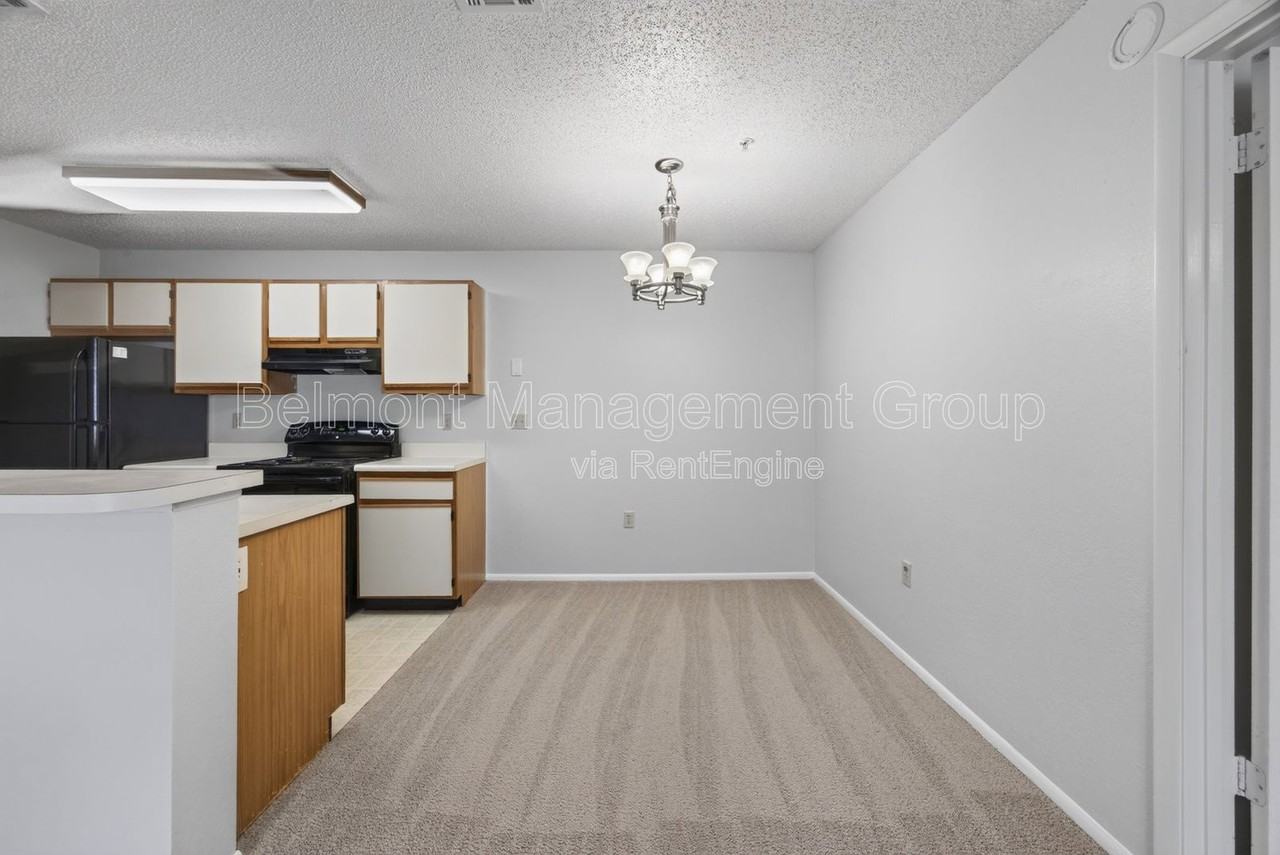 642 Dory Ln #203 - Photo 5 of 24