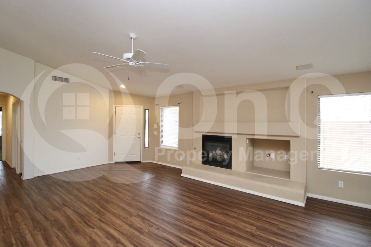 624 S 108th Pl - Photo 7 of 20
