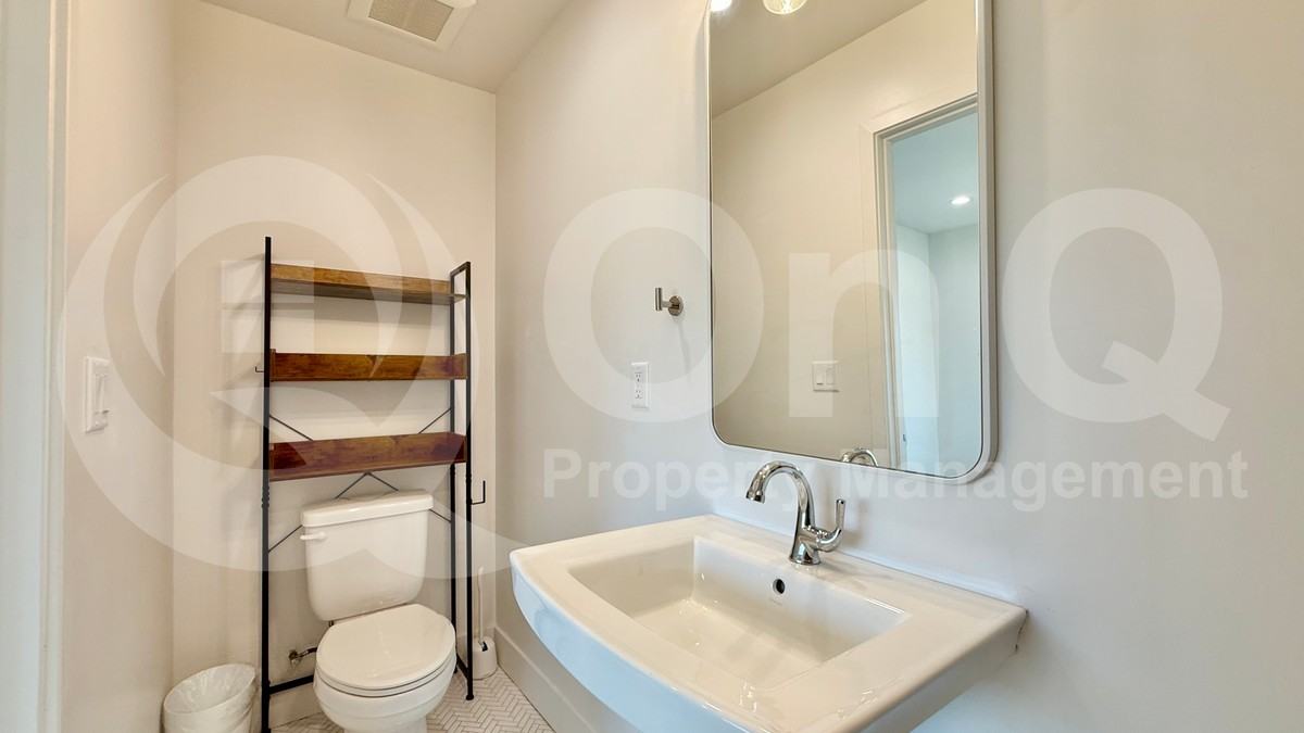 825 N 9th Ave #1 - Photo 6 of 19