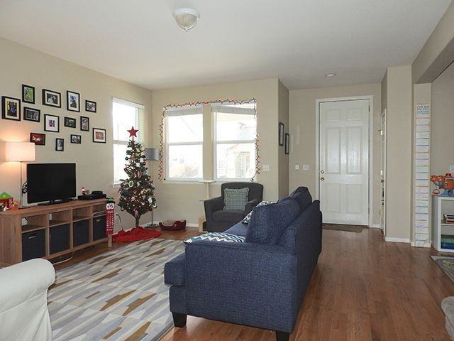 2948 Florence St - Photo 3 of 18