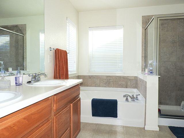 2948 Florence St - Photo 5 of 19
