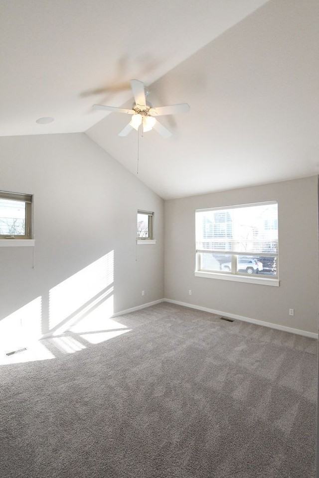 2657 Ulster St - Photo 5 of 21