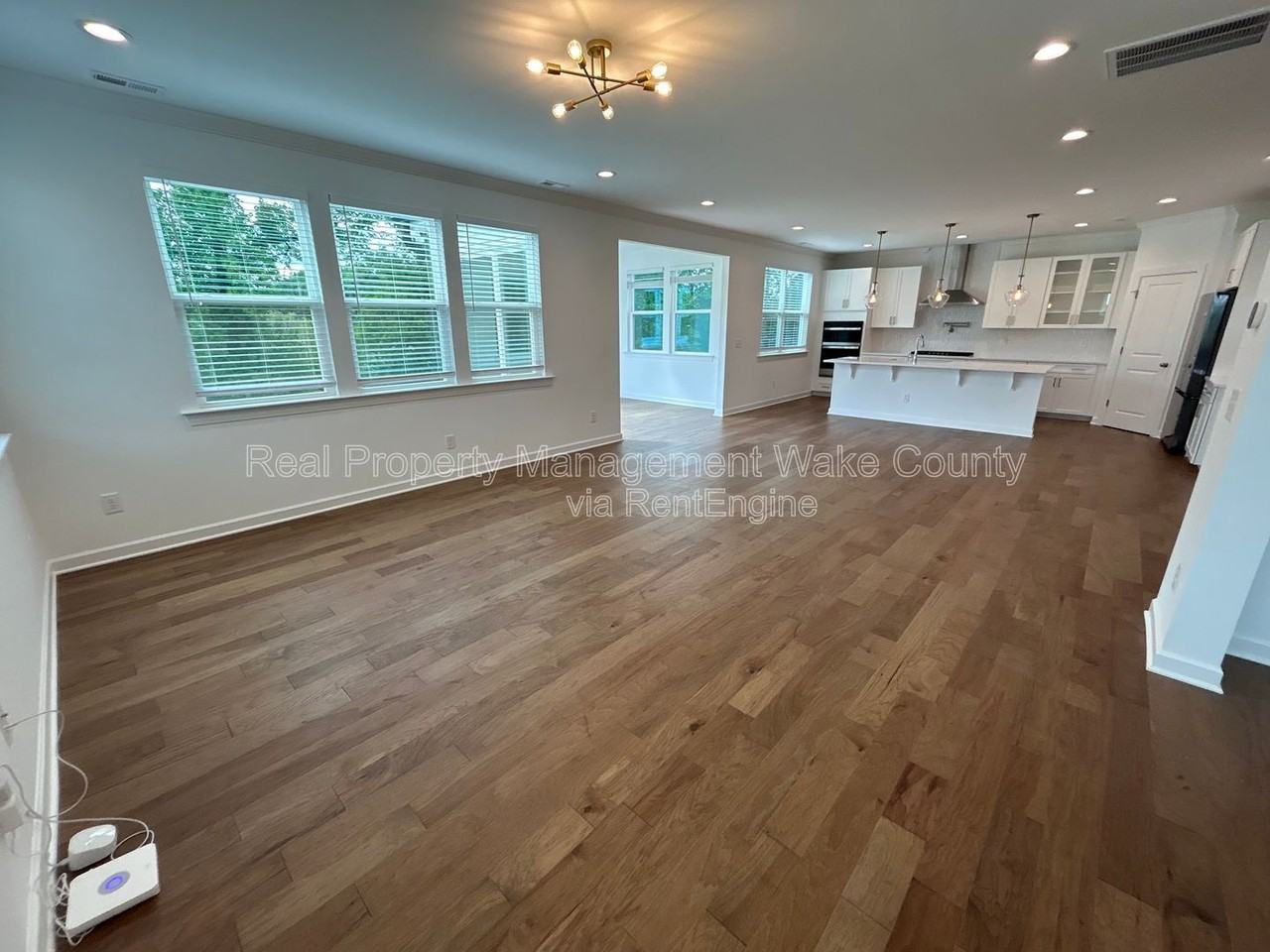 156 Sargents St - Photo 4 of 50