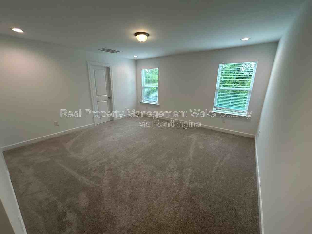 156 Sargents St - Photo 7 of 50