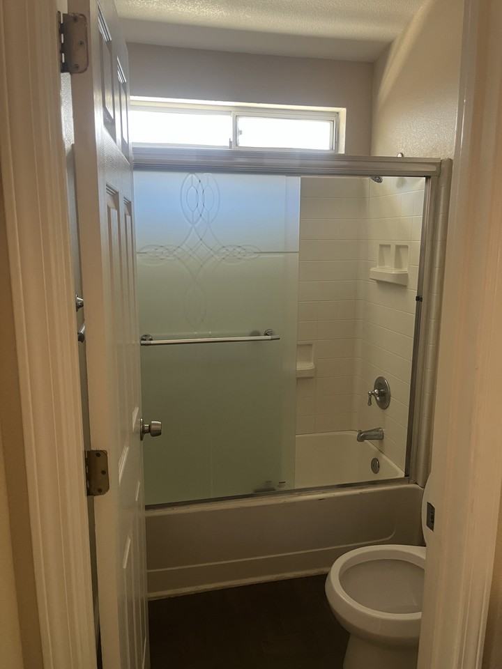 5117 Comanche Court - Photo 5 of 13