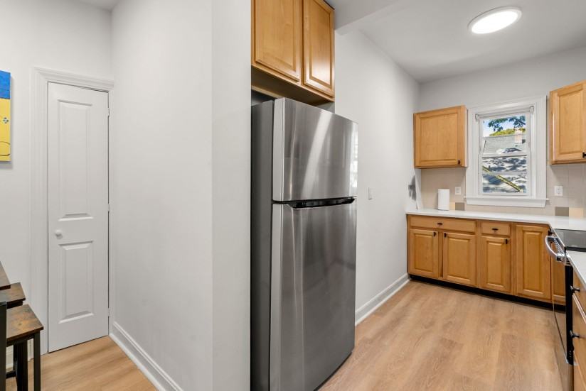 1 Bed / 1 Bath Apartment in Jamaica Plain - Photo 4 of 20