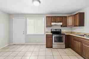 featured image of 1621 Line Cir