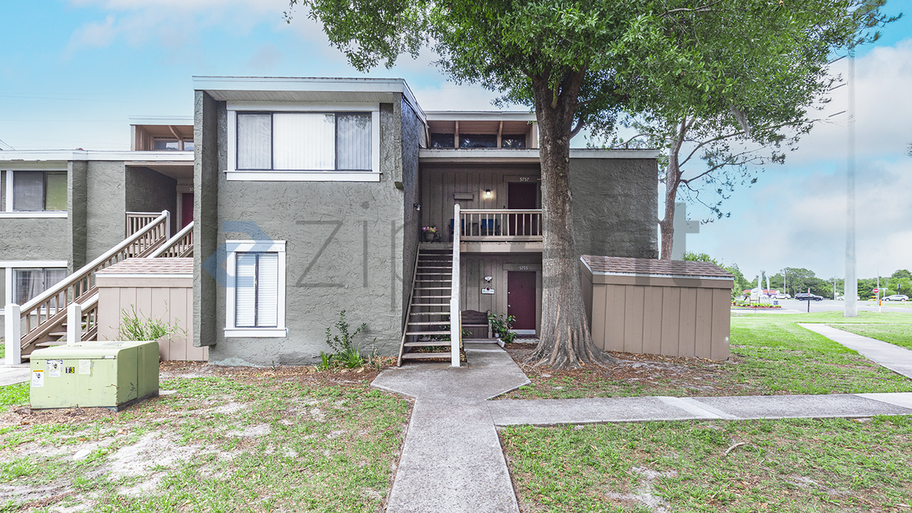 5755 Peregrine Ave - Photo 2 of 19