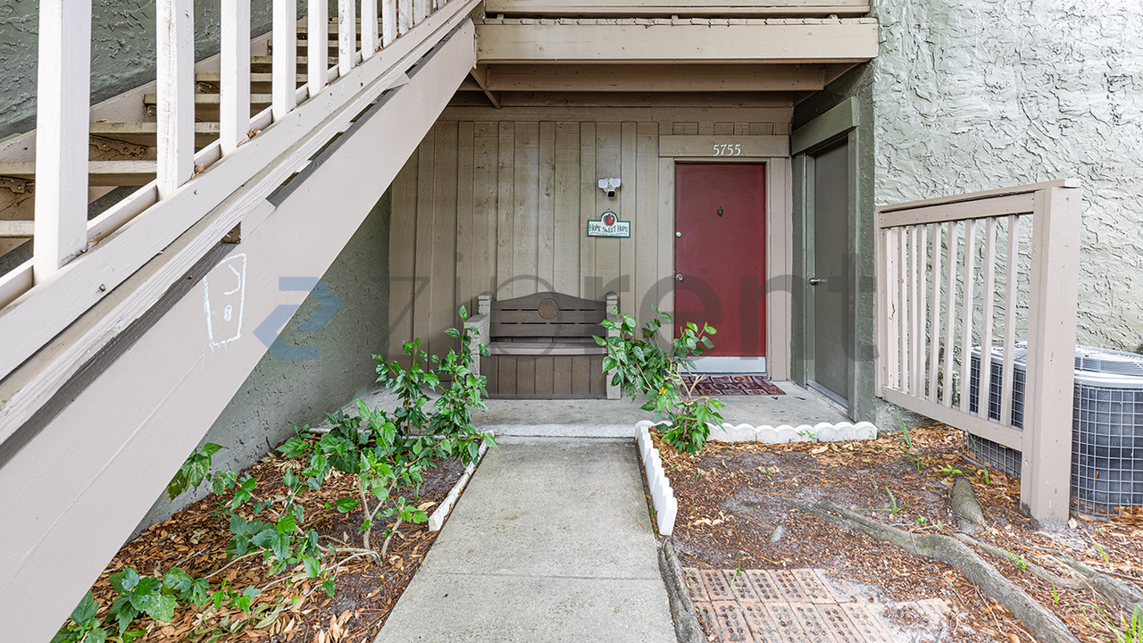 5755 Peregrine Ave - Photo 5 of 19