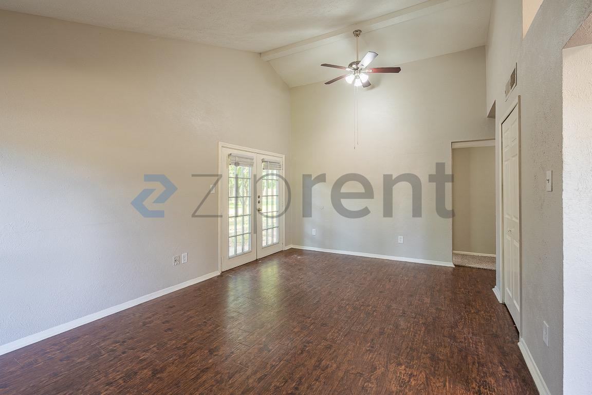 24022 Four Sixes Ln - Photo 2 of 22