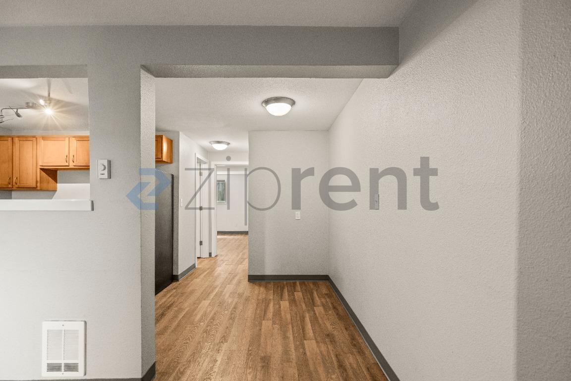 3420 15th Ave W #105 - Photo 7 of 17