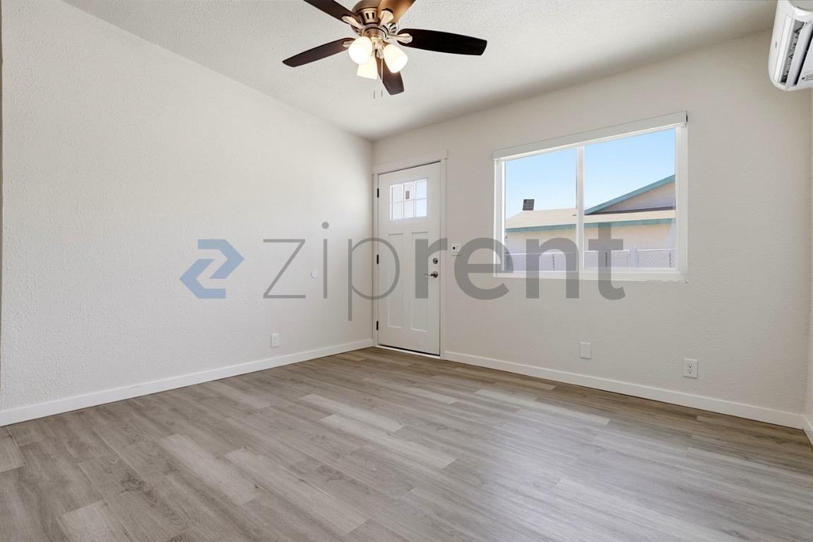 6320 Palm View Ave #1 - Photo 4 of 19