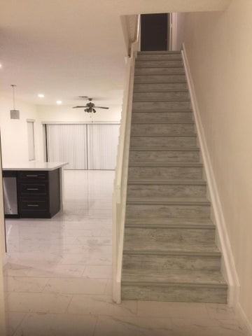 401 Southwest 120th Avenue - Photo 4 of 8