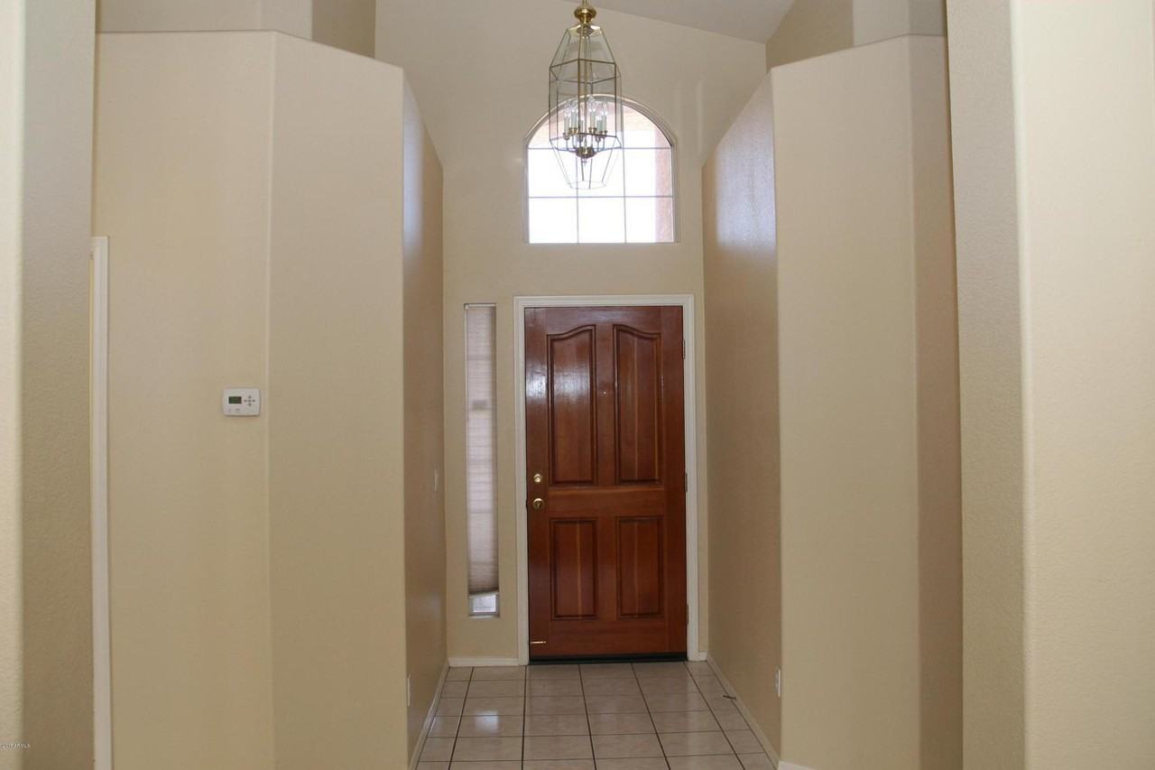 557 W Monte Ave - Photo 4 of 44