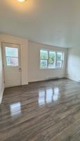 featured image of 5915 Av Des érables