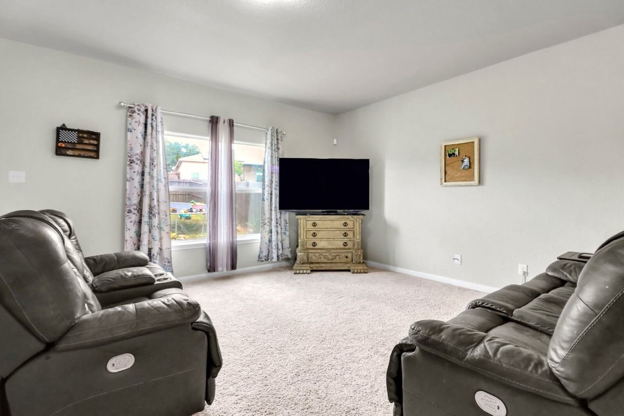 6639 Luckey Pne - Photo 3 of 31